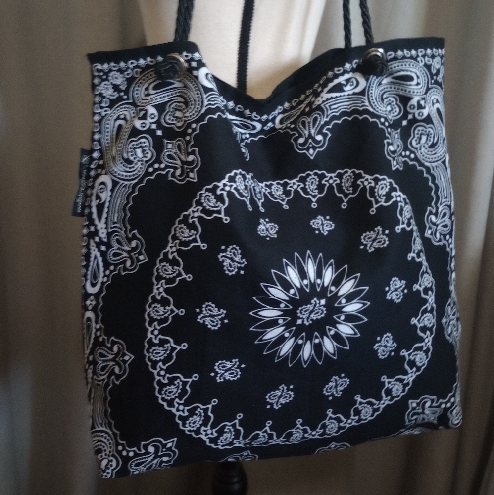 Black and White Paisley Tote Bag